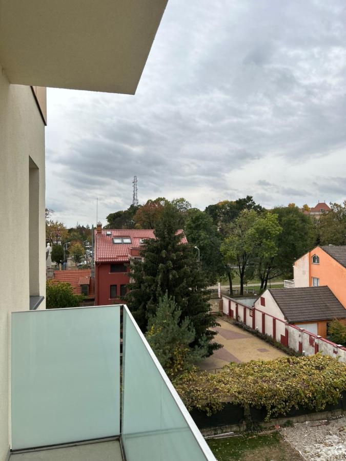 Becca'S Downtown Apartment With Private Parking Gran Varadino Esterno foto