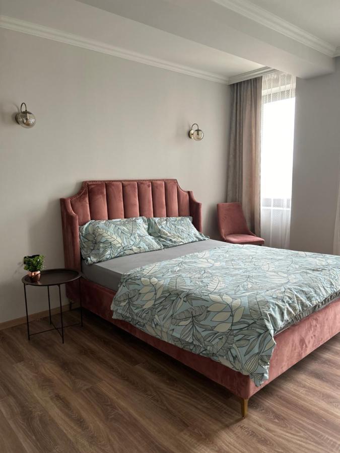 Becca'S Downtown Apartment With Private Parking Gran Varadino Esterno foto